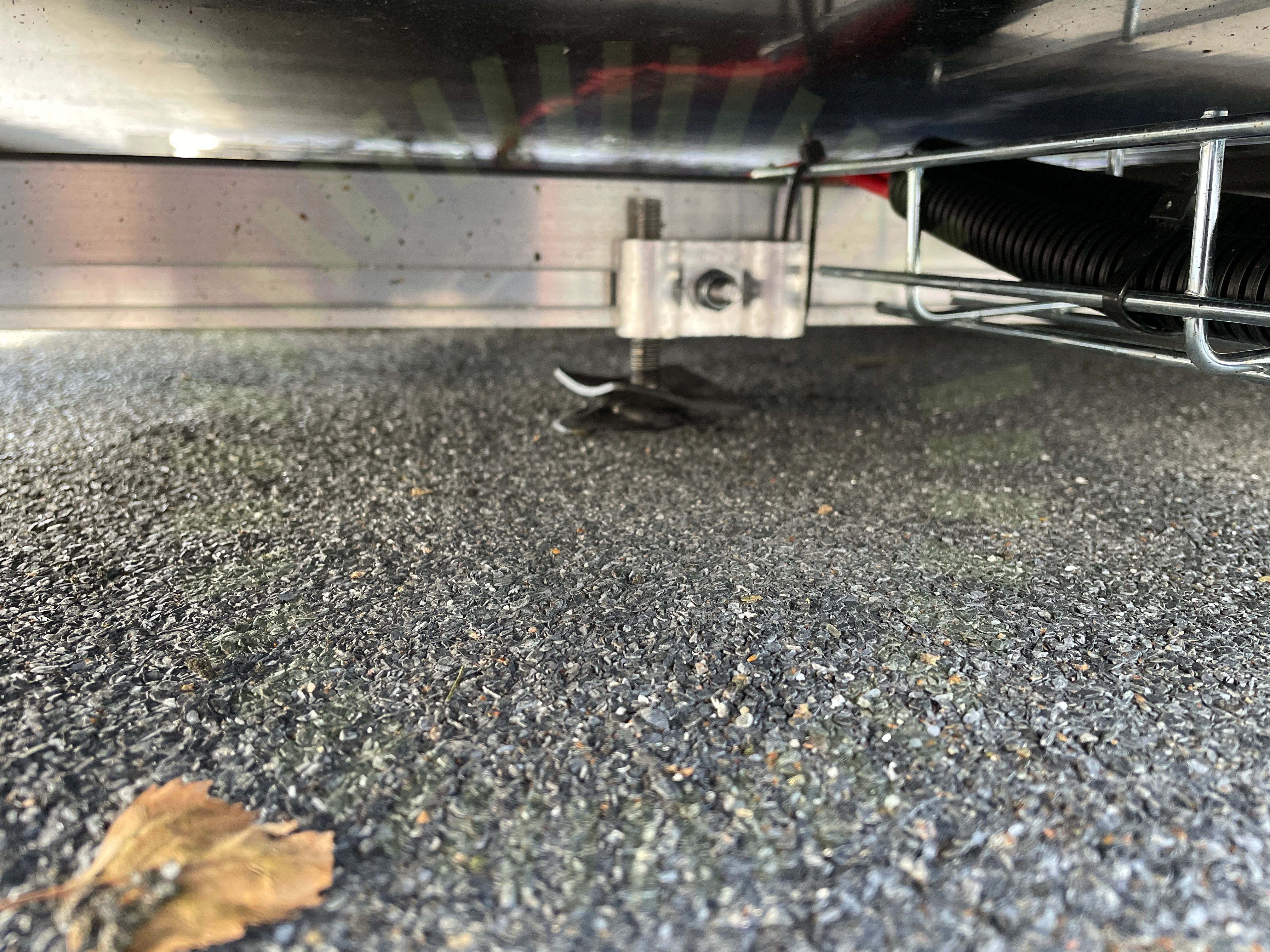 Tätskiktsplattor: Infästning
