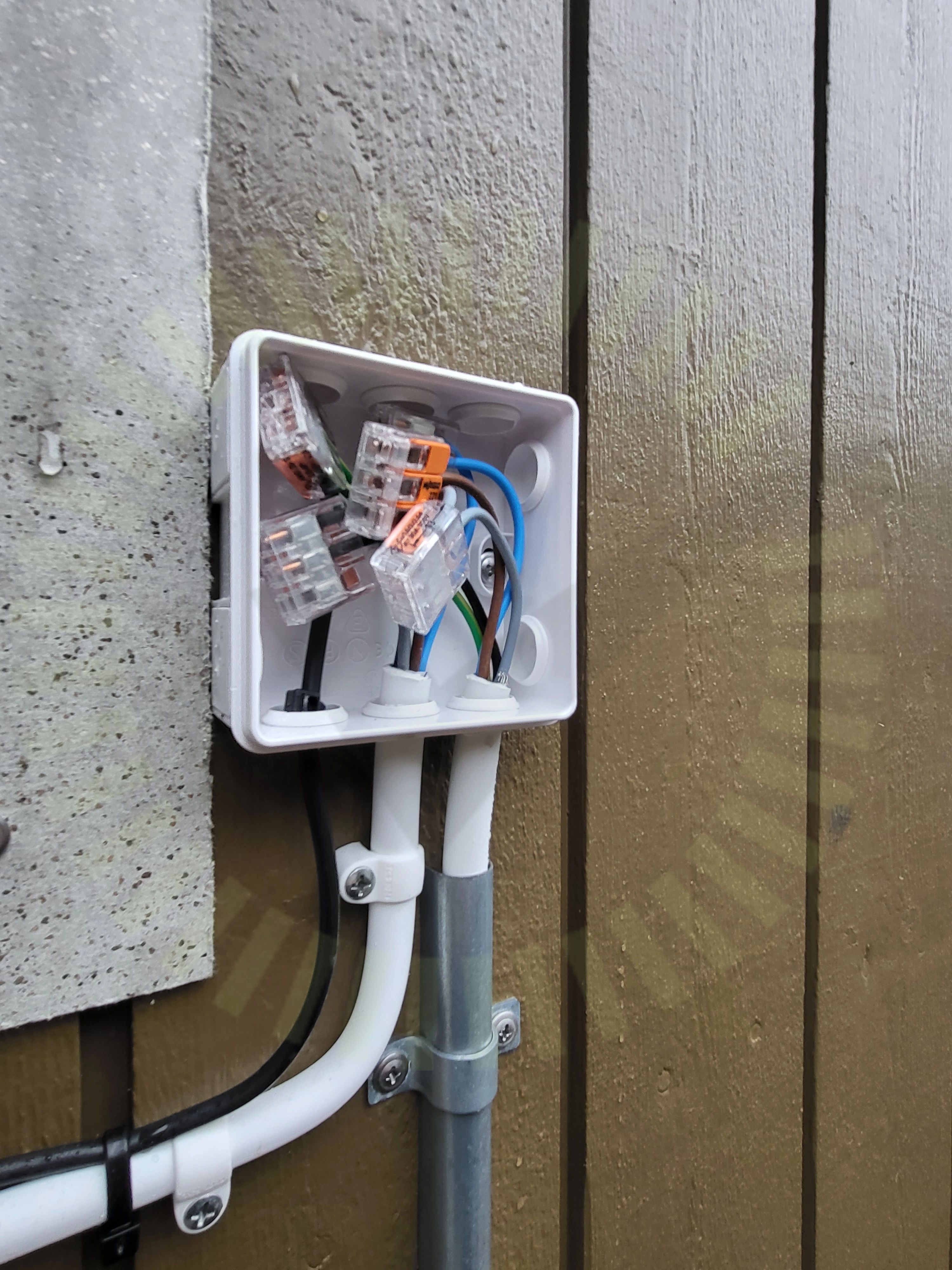Kopplingsdosa: Dragavlastning PE kabel