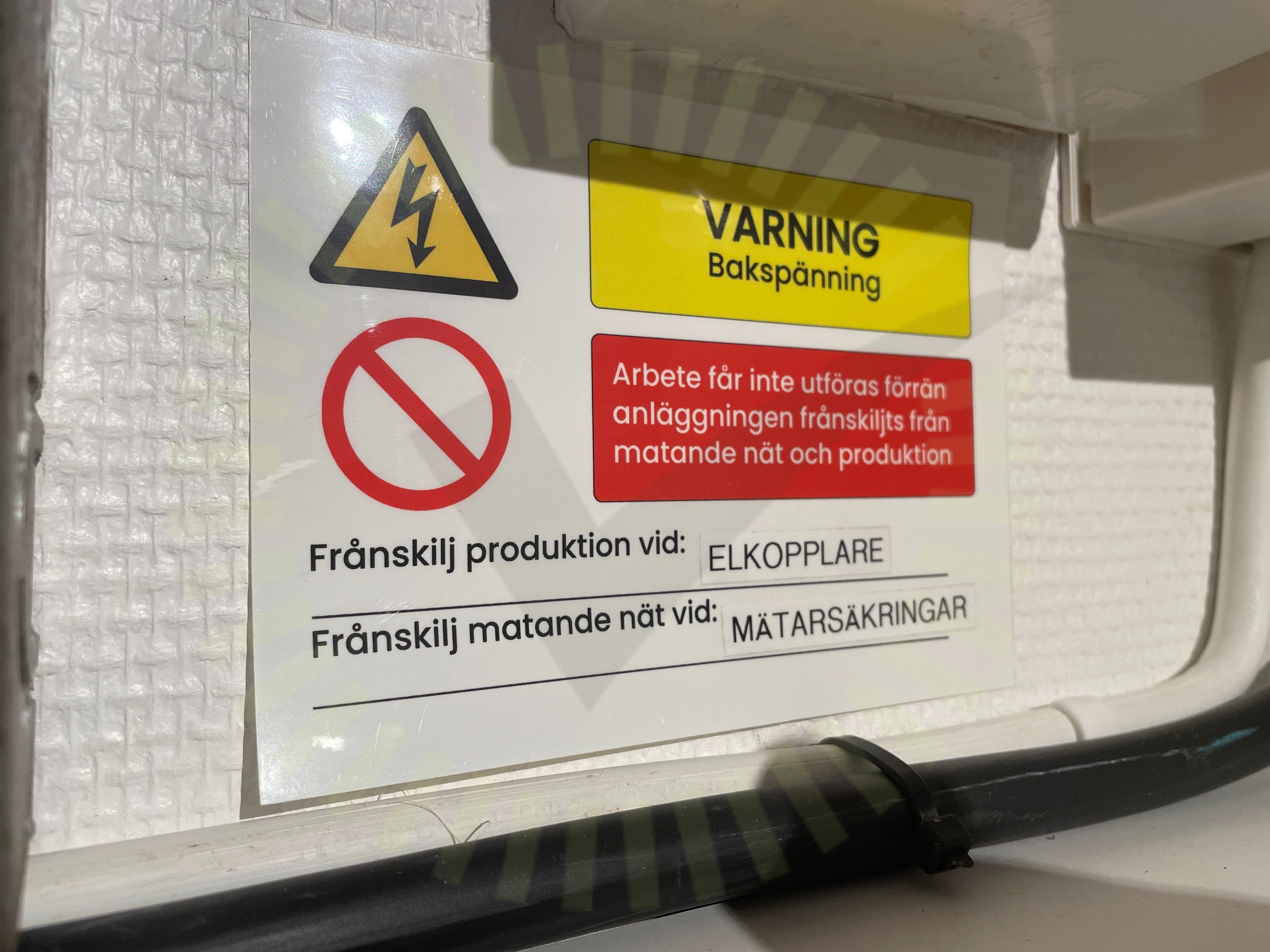 Tillförlitligt fäst