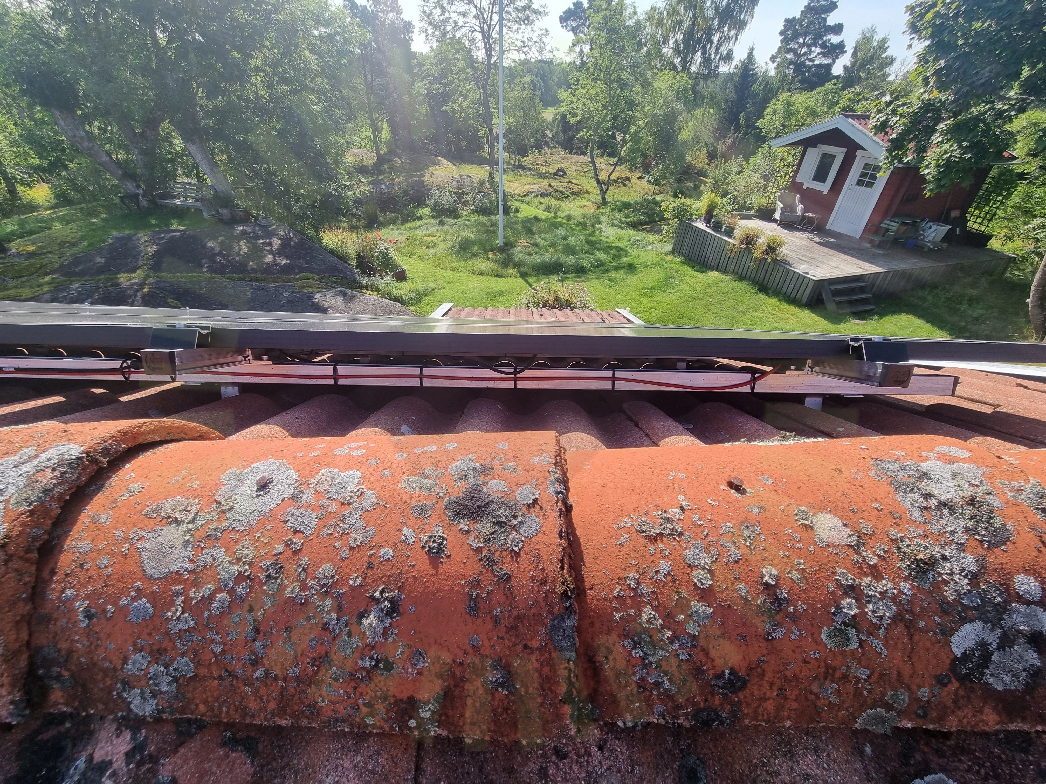 Korslager: Skenornas infästning