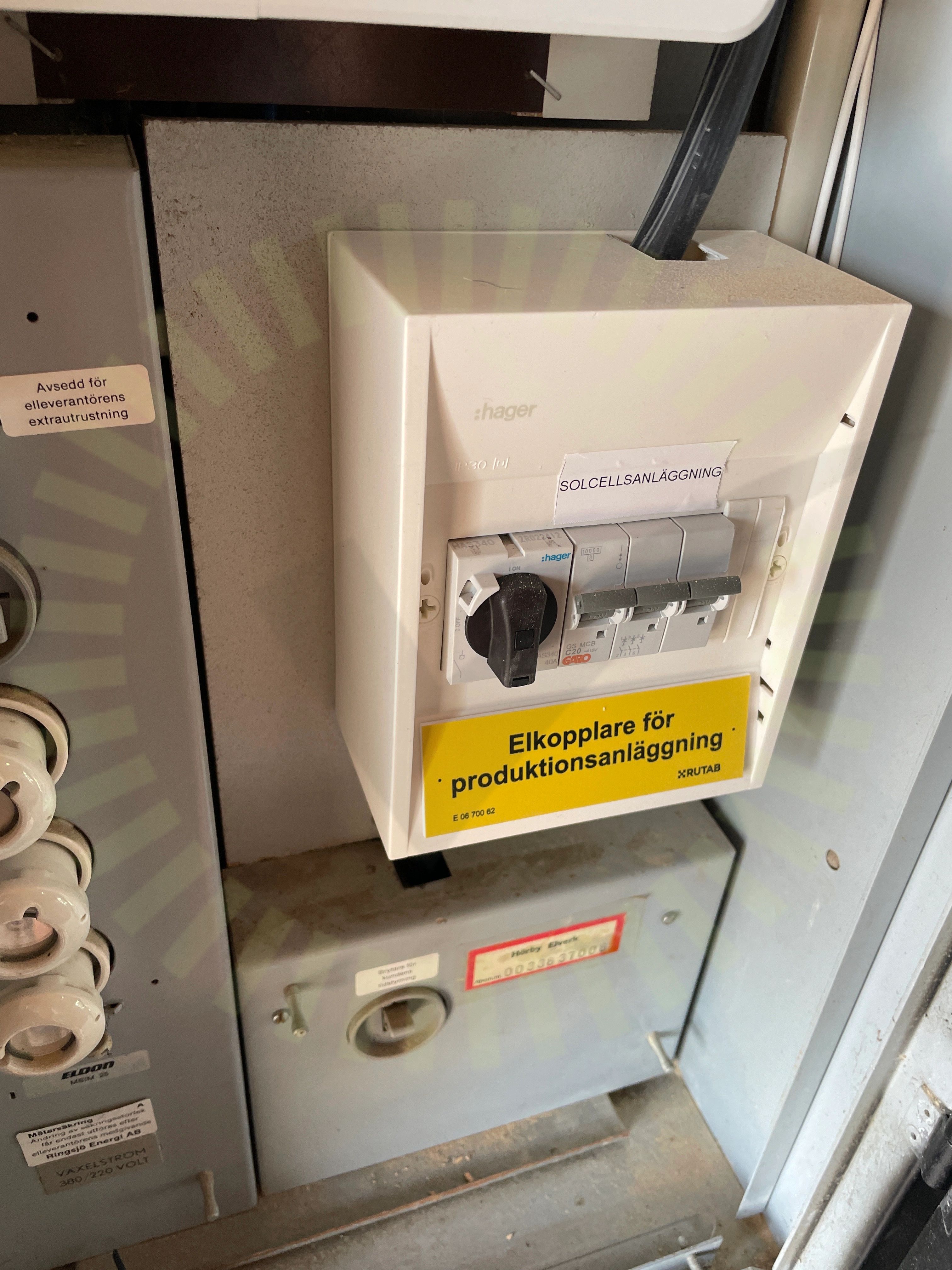 Varning för backspänning