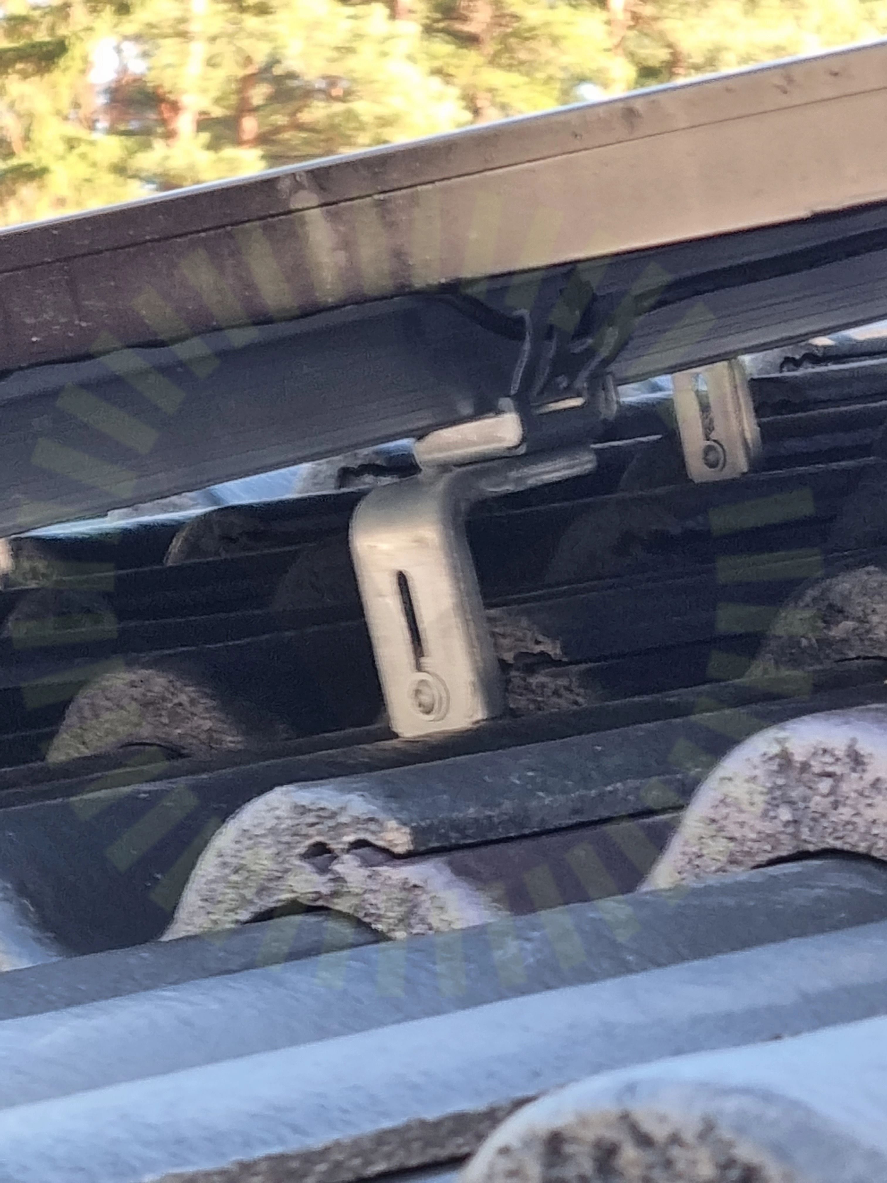 Förstärkningsskruv