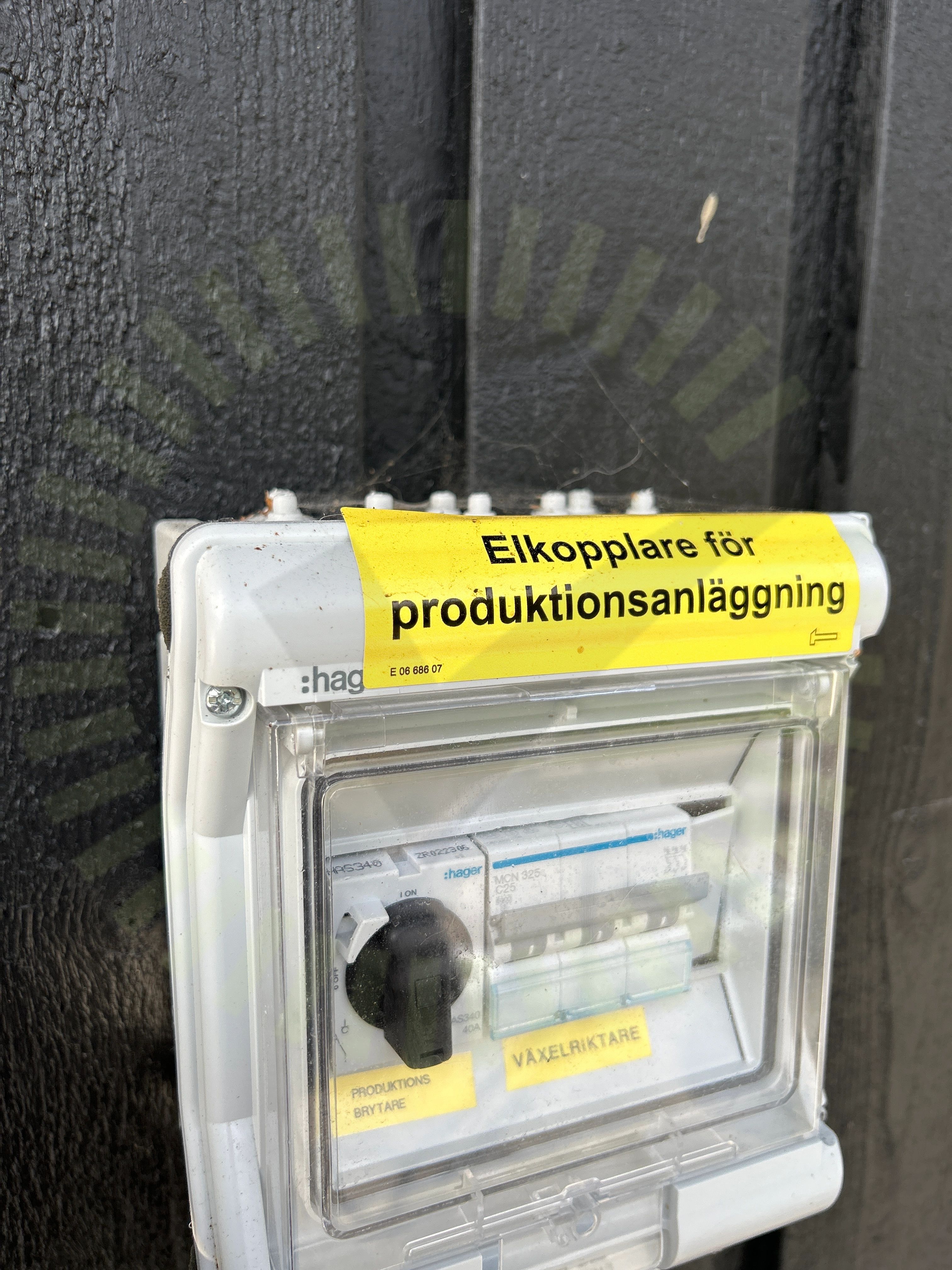 Tillförlitligt fäst