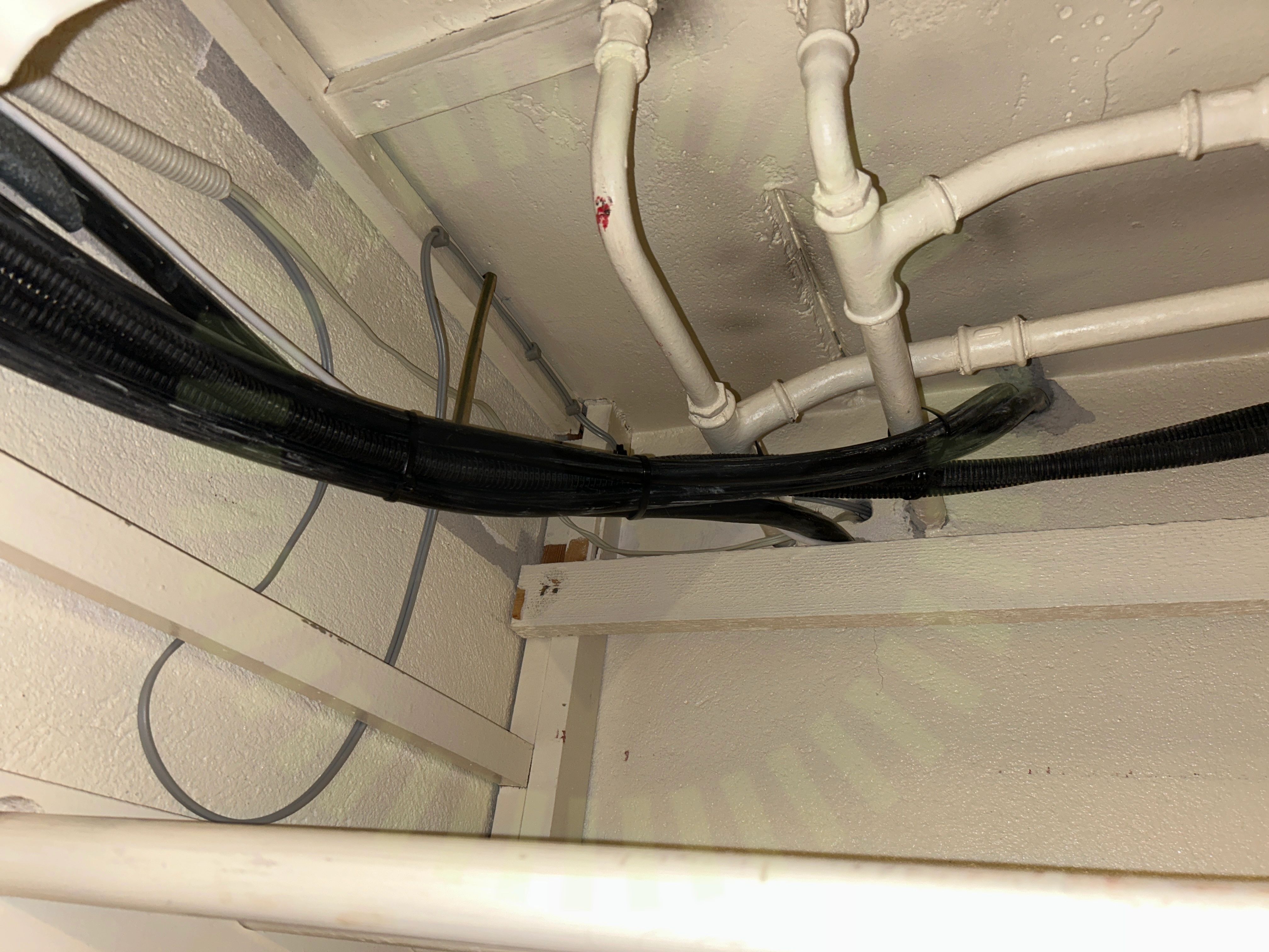 AC Kablage förläggning