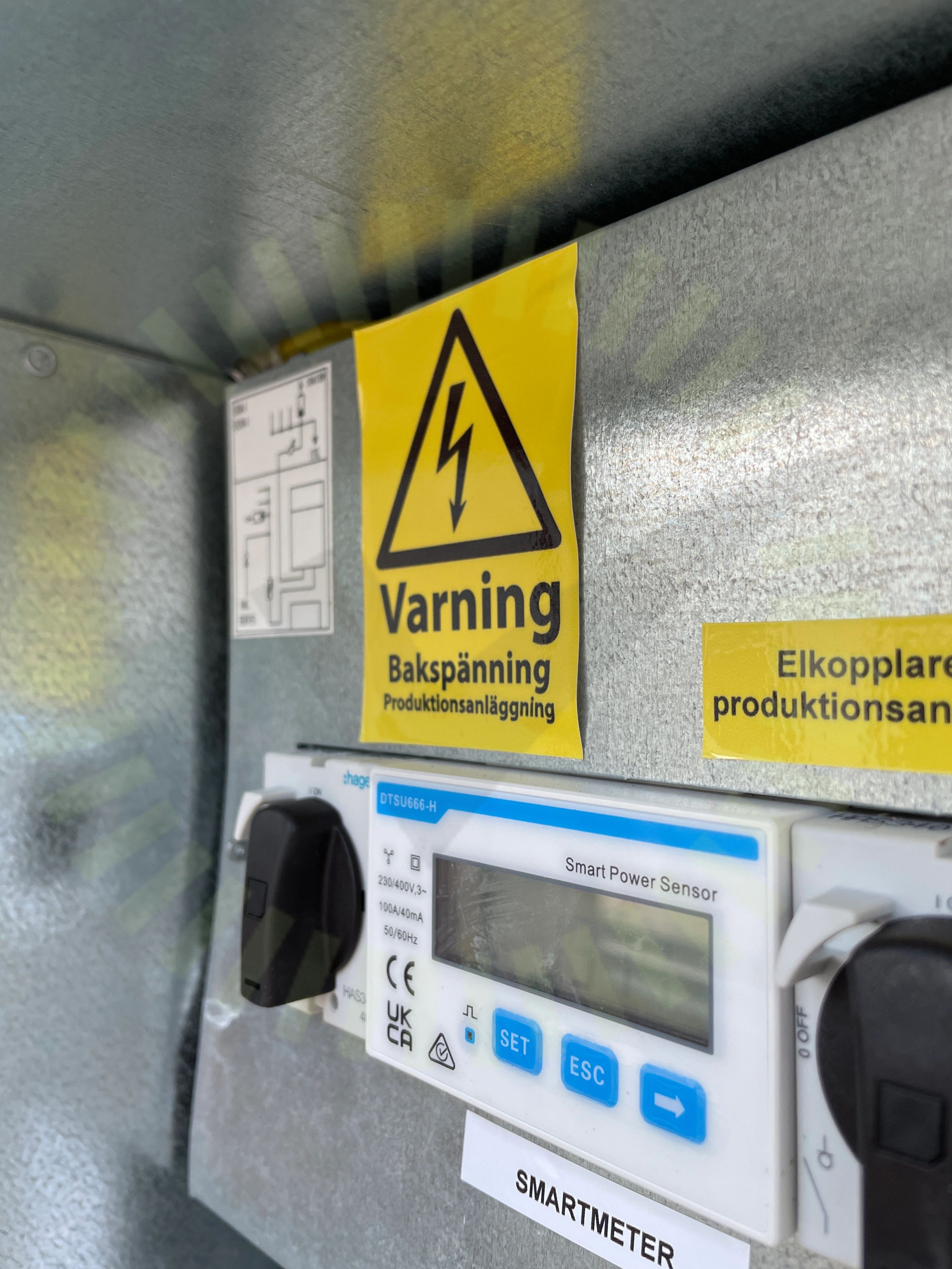 Tillförlitligt fäst