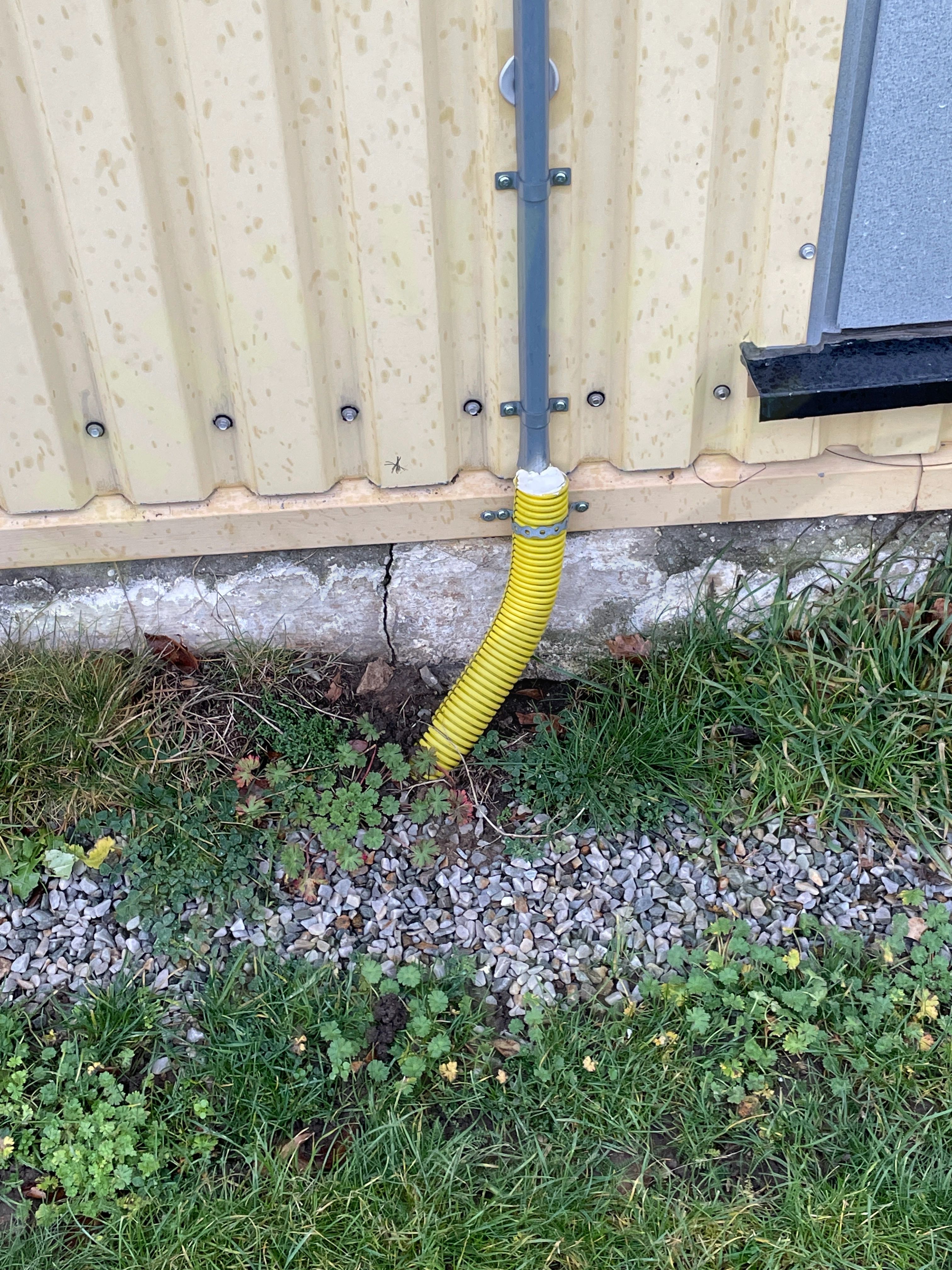 Väderbeständigt material