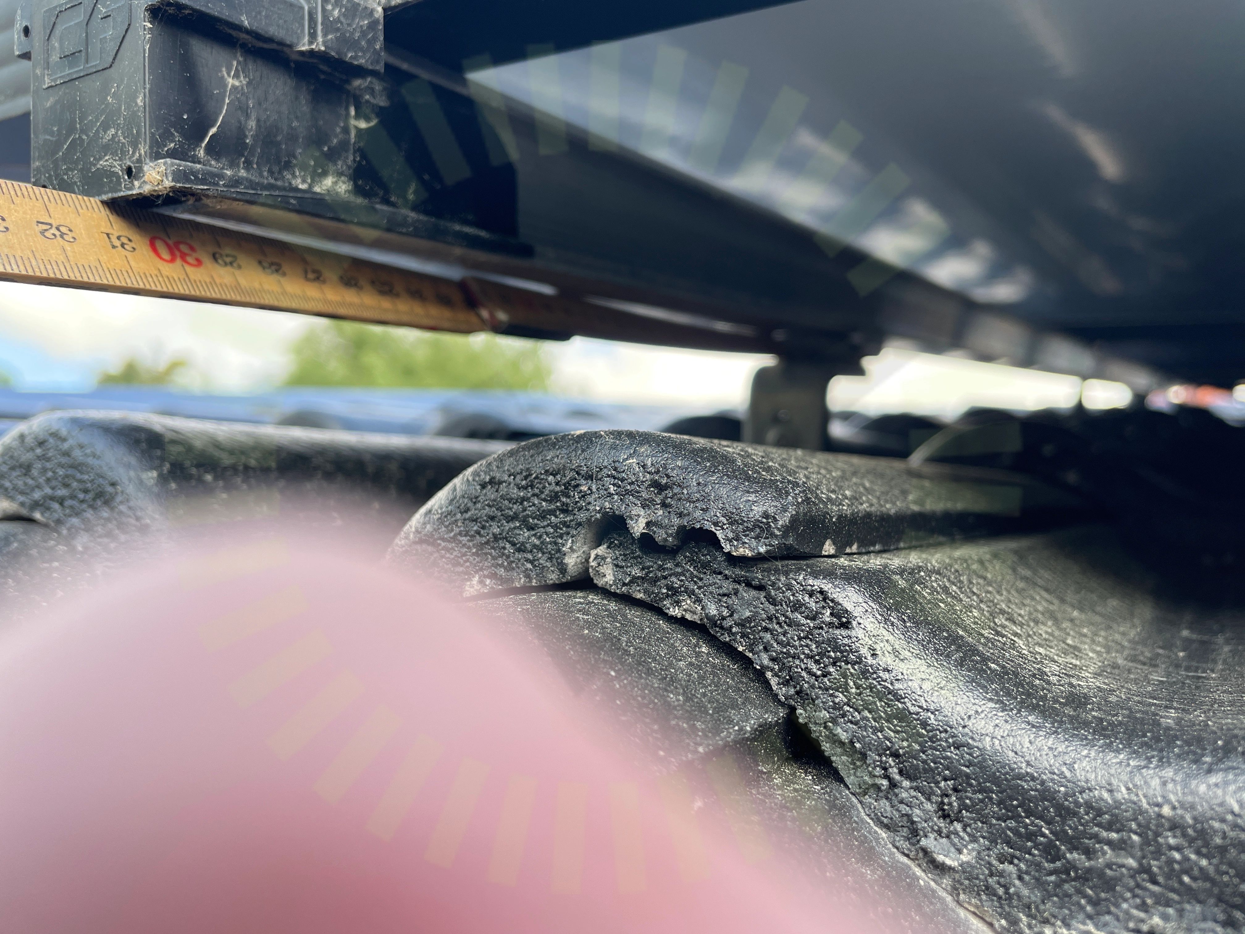 Skenornas överhäng