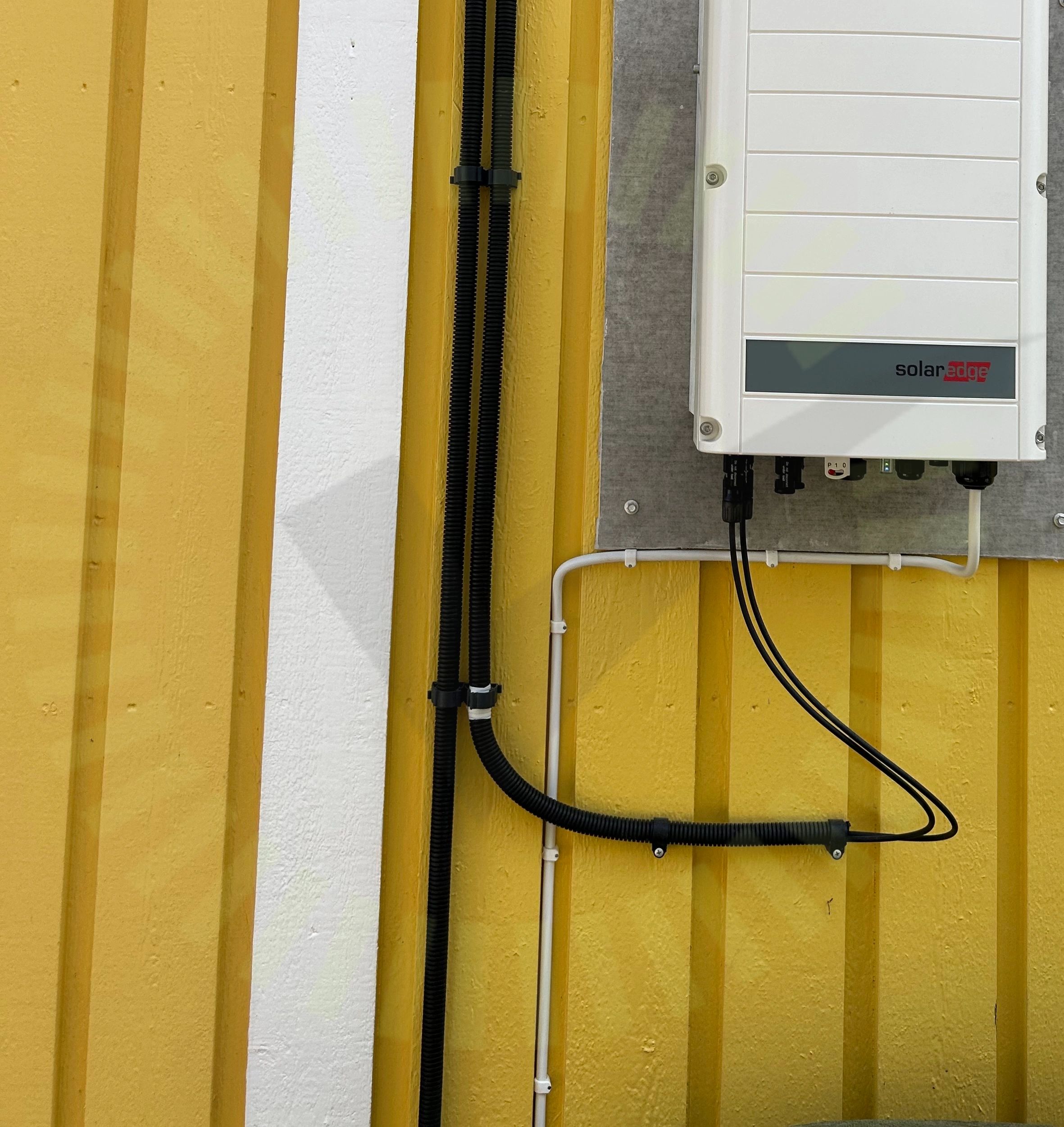 Varning för likspänning