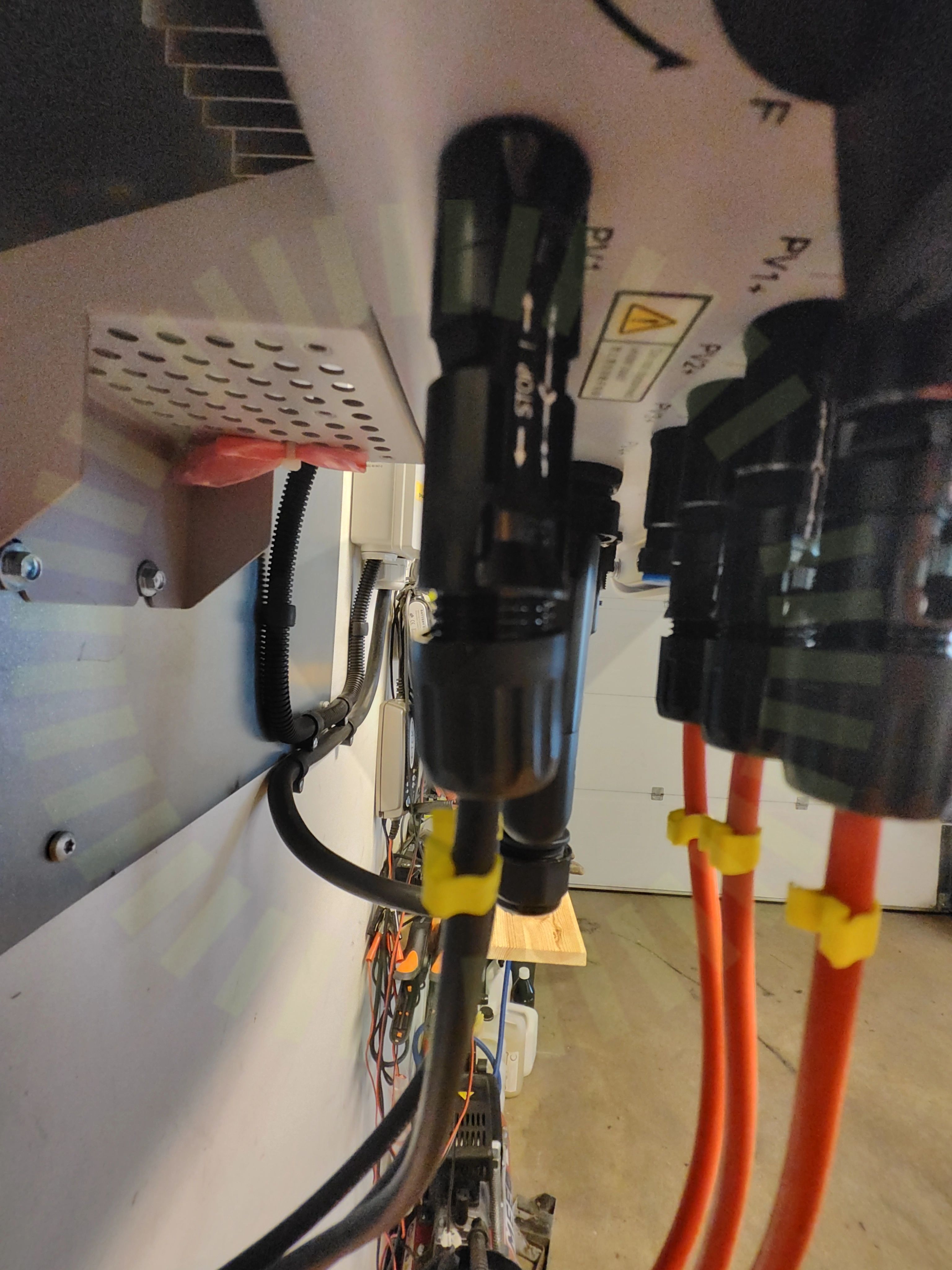 DC Kontakter anslutning