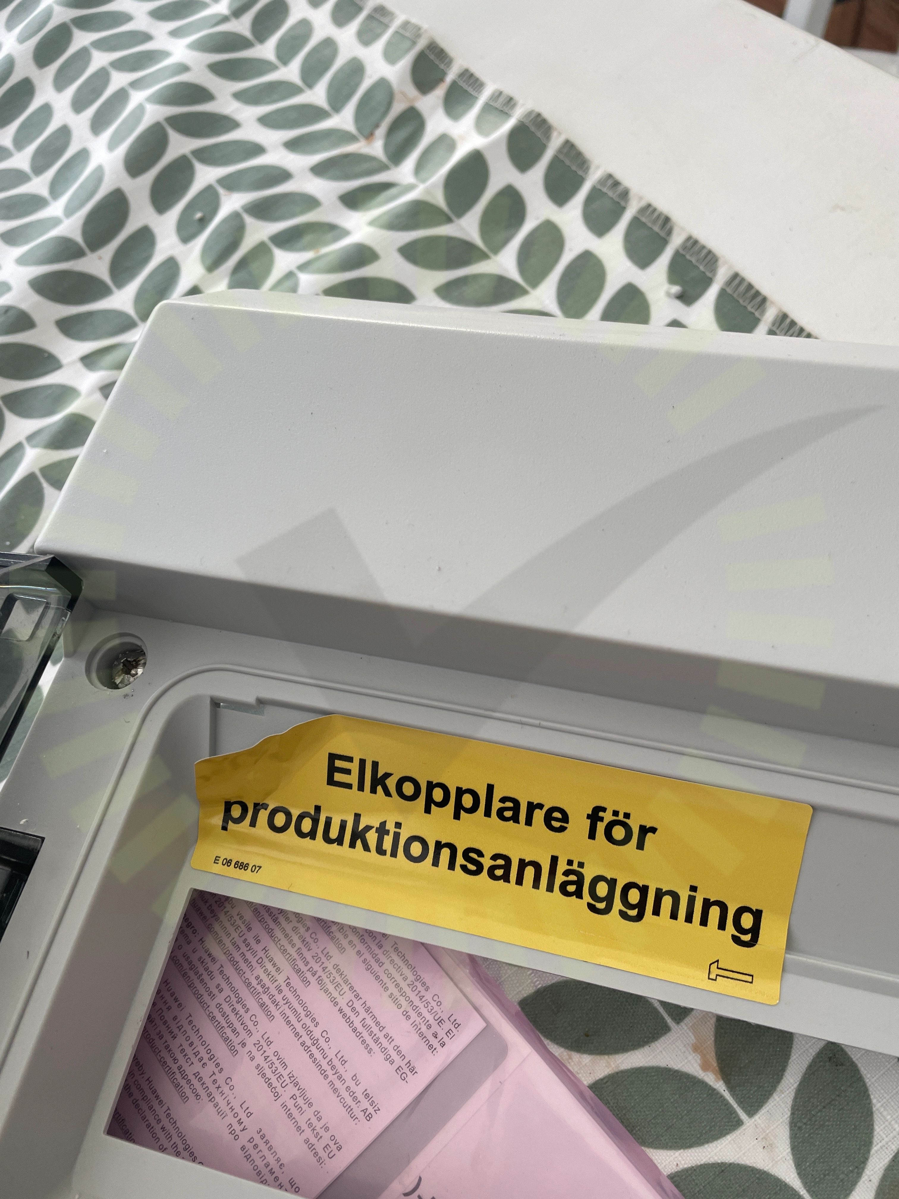 Tillförlitligt fäst