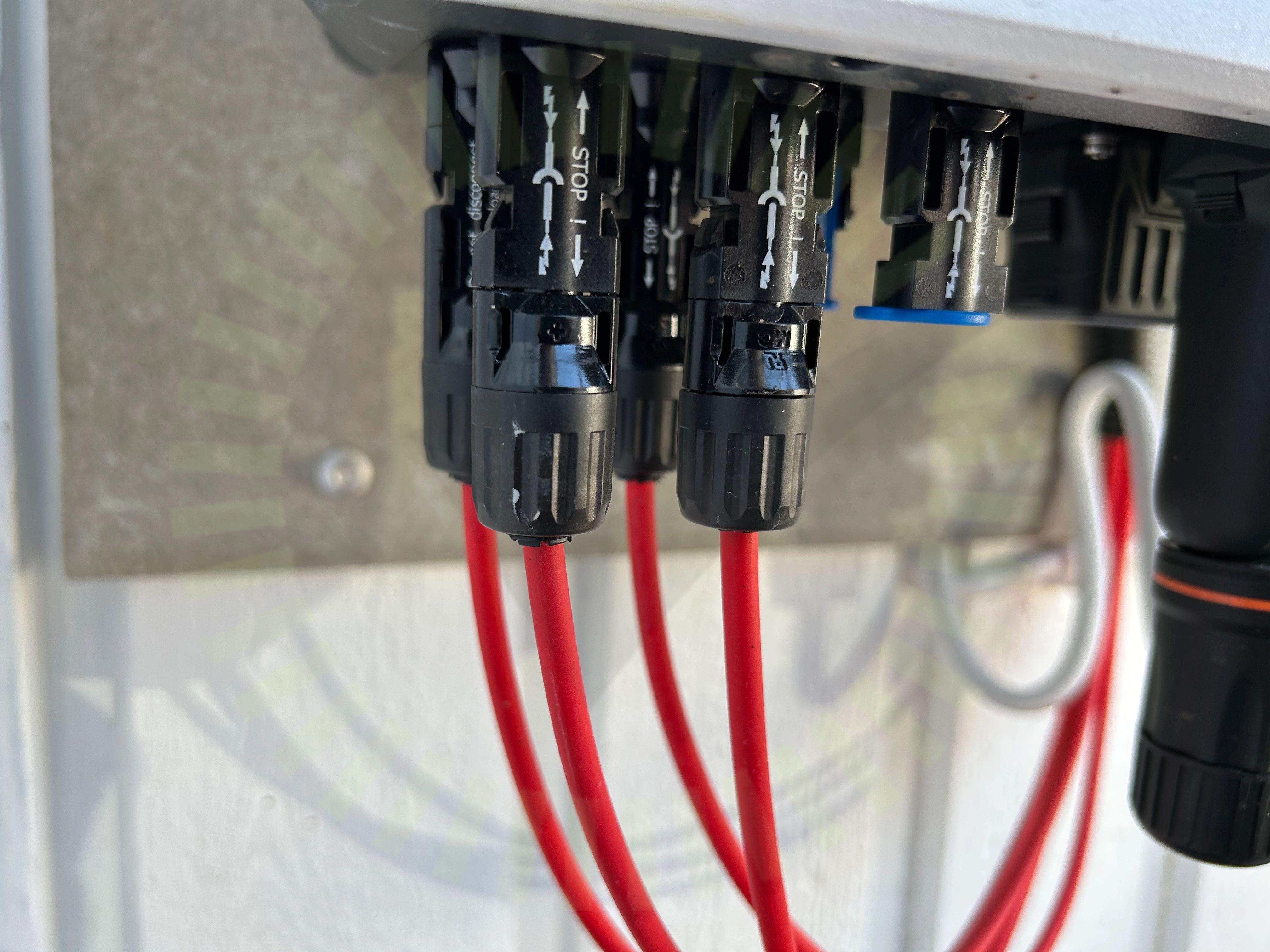 DC Kontakter anslutning
