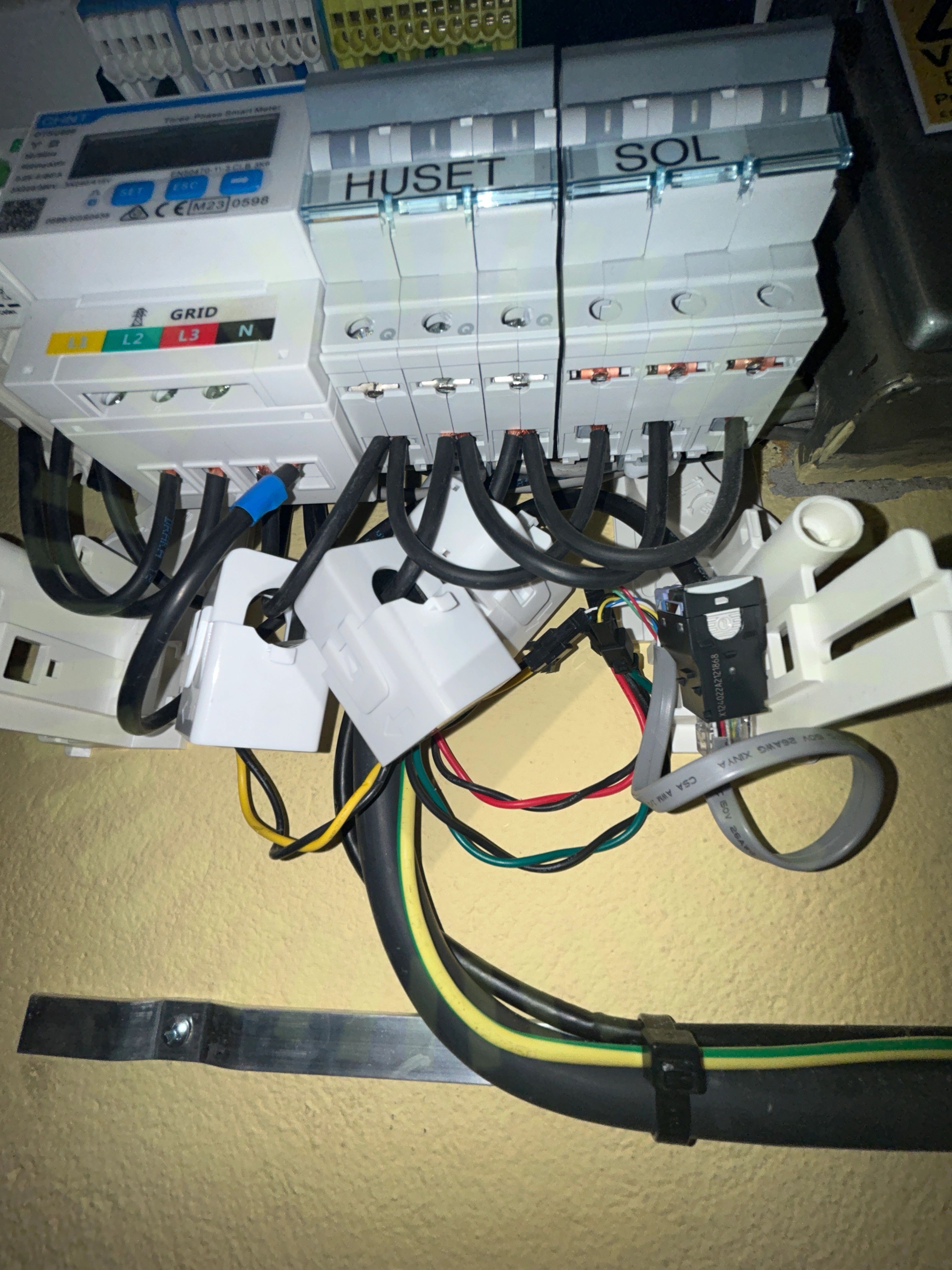 Signalkabel till växelriktaren