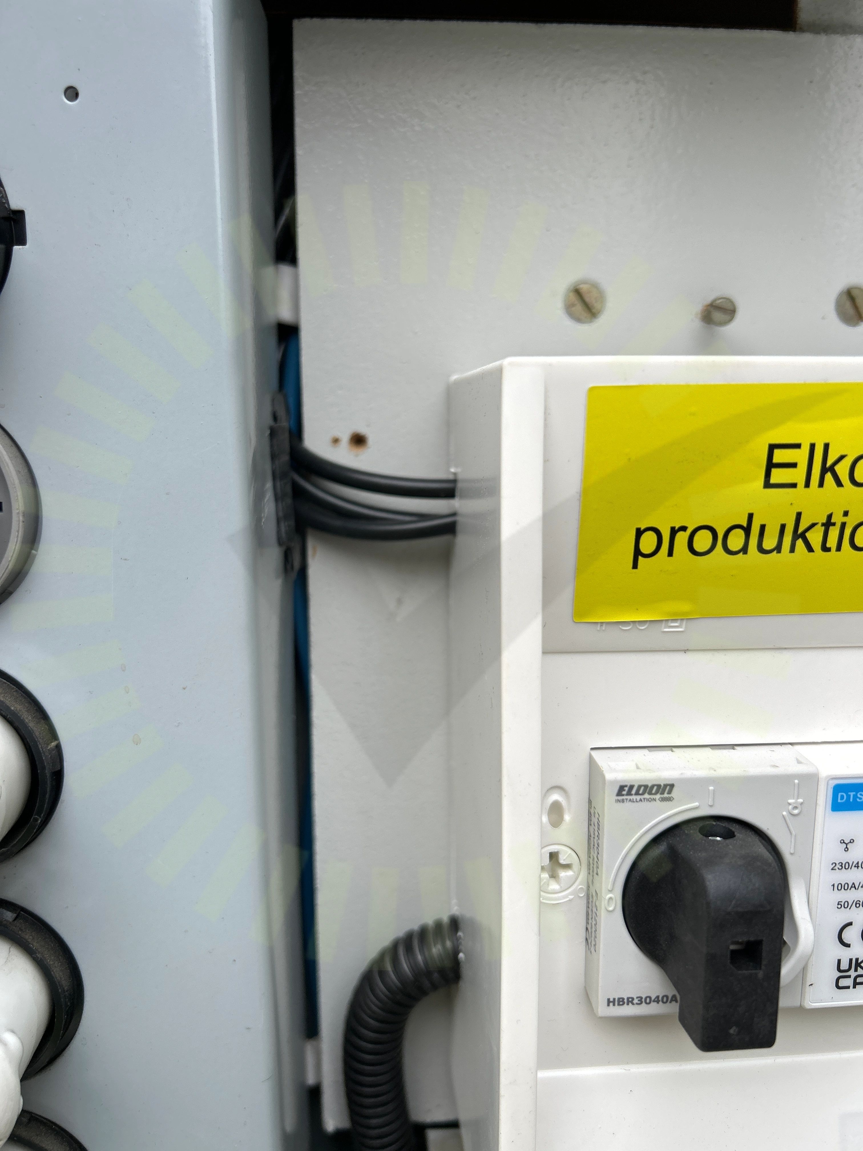 Enkelisolerade ledare