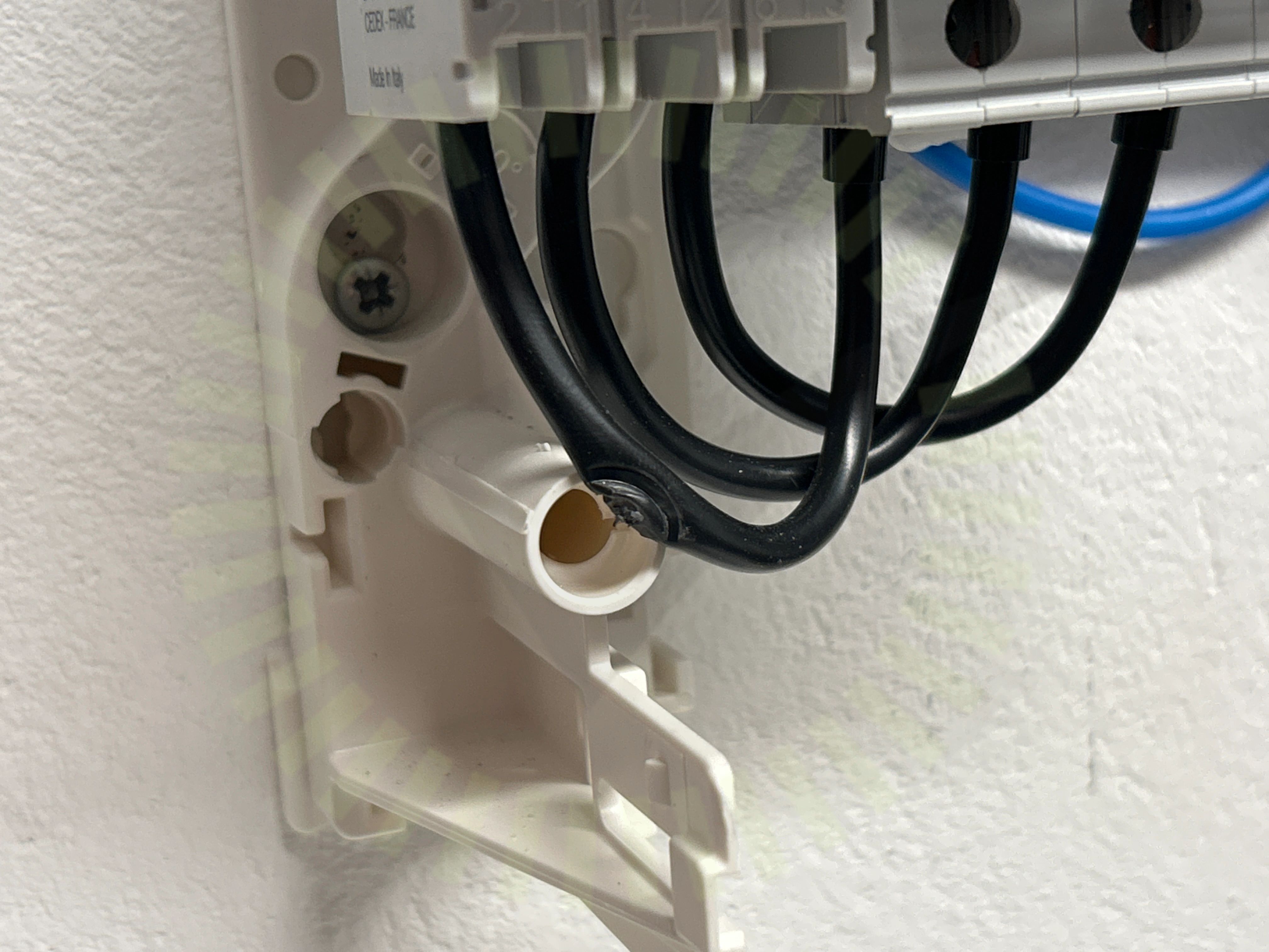 AC kablage skada