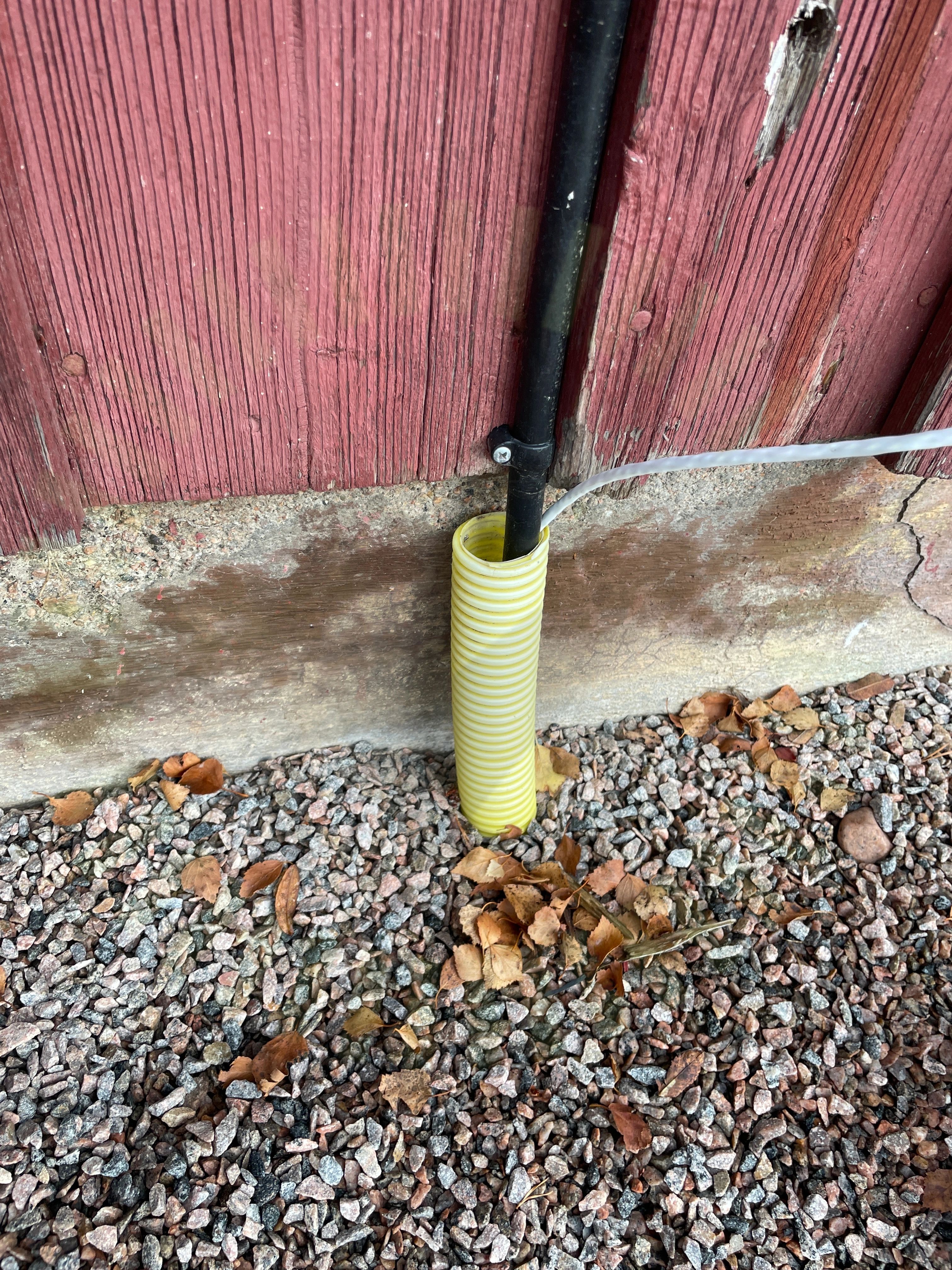 Väderbeständigt material