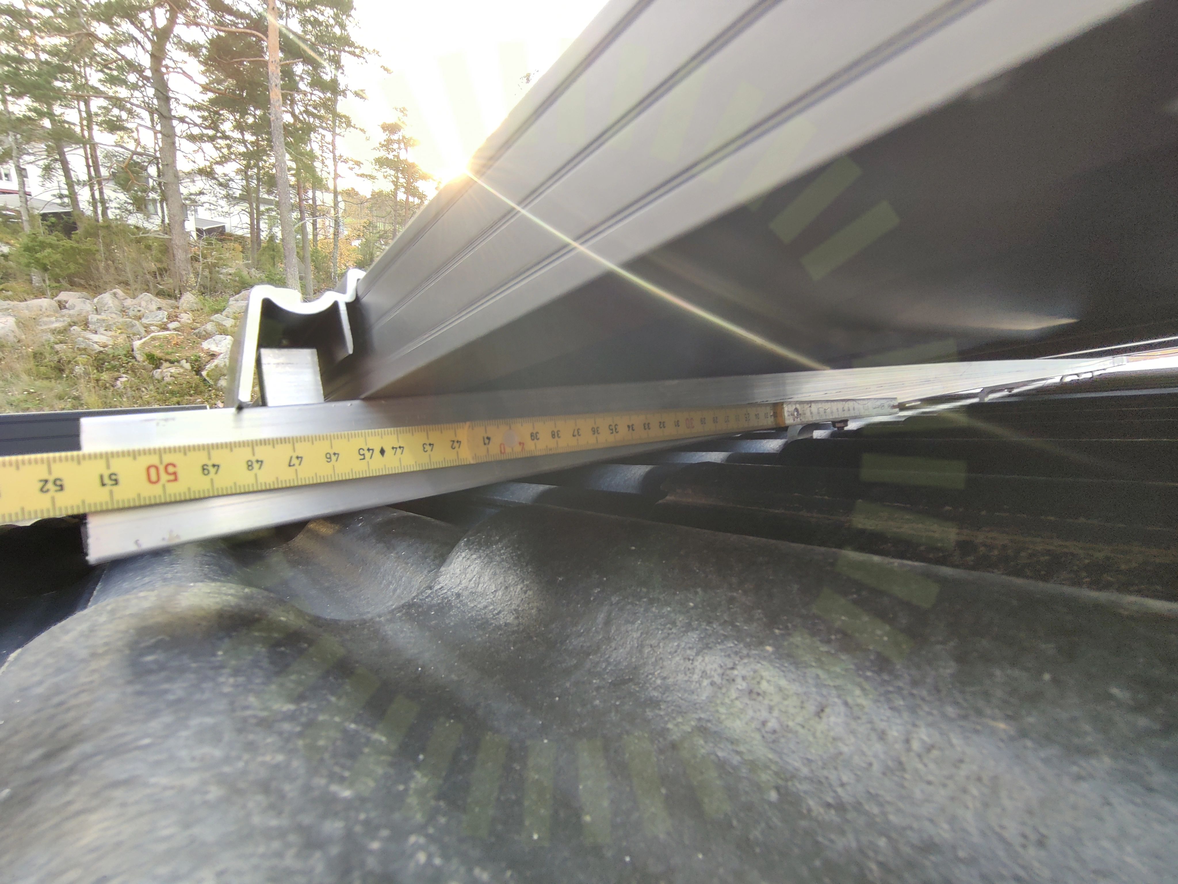 Skenor: Överhäng