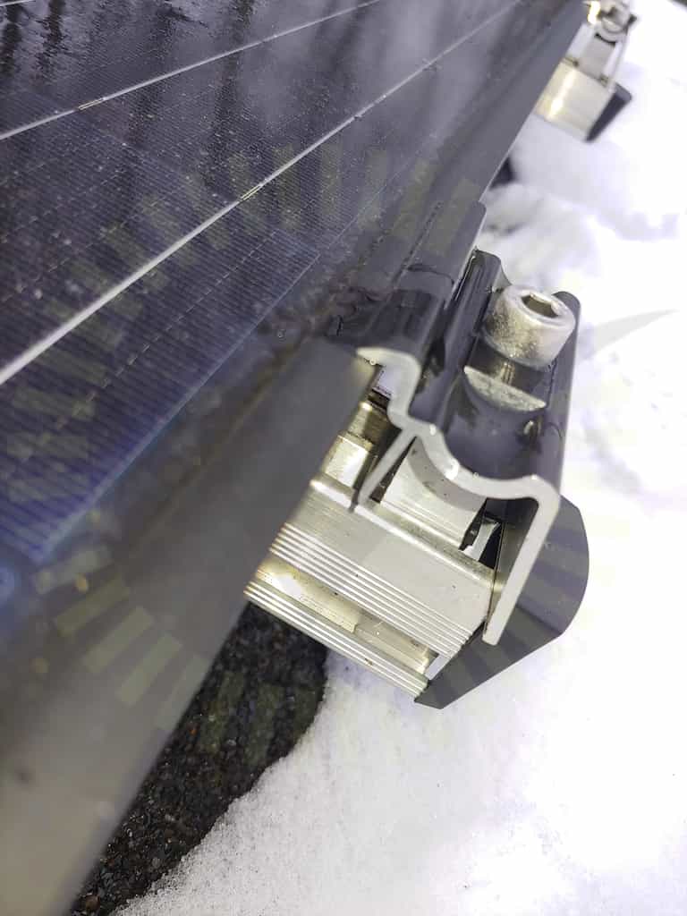 Solpaneler: Fästenas placering